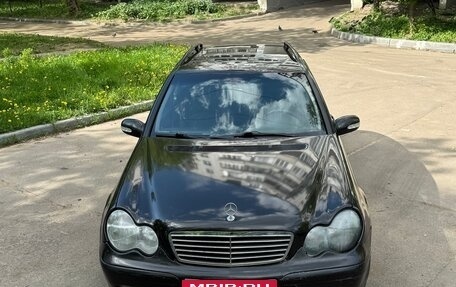 Mercedes-Benz C-Класс, 2001 год, 450 000 рублей, 1 фотография