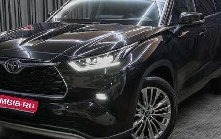 Toyota Highlander, 2025 год, 5 698 000 рублей, 23 фотография