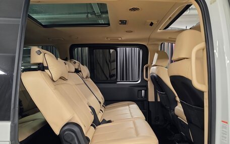 Hyundai Staria, 2021 год, 4 150 000 рублей, 15 фотография