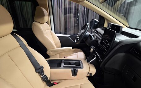 Hyundai Staria, 2021 год, 4 150 000 рублей, 23 фотография