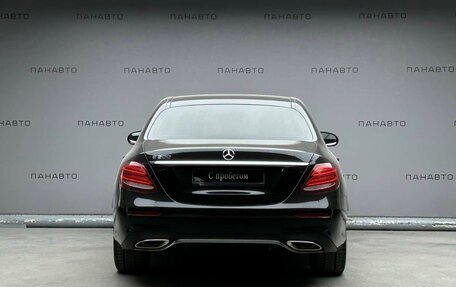 Mercedes-Benz E-Класс, 2016 год, 3 297 000 рублей, 6 фотография