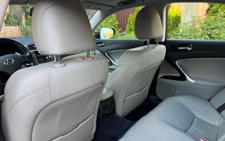 Lexus IS II рестайлинг 2, 2007 год, 1 650 000 рублей, 8 фотография