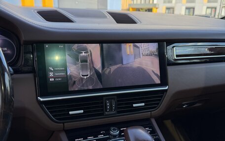 Porsche Cayenne III, 2019 год, 5 800 000 рублей, 16 фотография