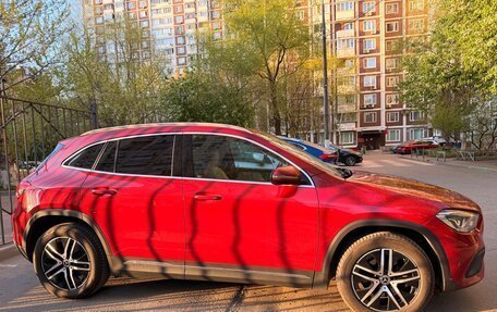 Mercedes-Benz GLA, 2020 год, 2 800 000 рублей, 3 фотография