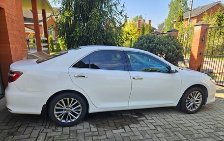 Toyota Camry, 2016 год, 1 900 000 рублей, 8 фотография