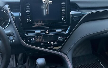 Toyota Camry, 2021 год, 2 399 999 рублей, 7 фотография