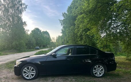 BMW 3 серия, 2006 год, 850 000 рублей, 16 фотография