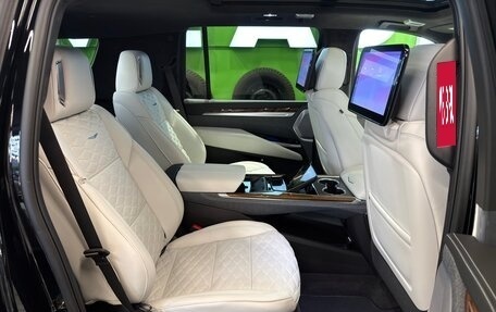Cadillac Escalade V, 2026 год, 22 900 000 рублей, 16 фотография