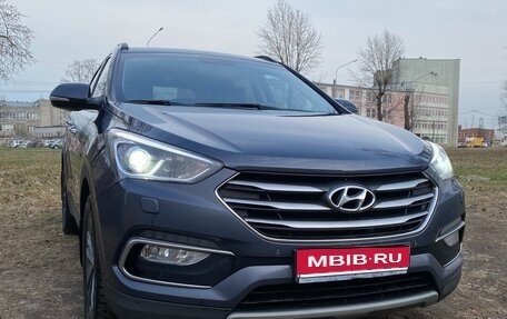Hyundai Santa Fe III рестайлинг, 2017 год, 2 190 000 рублей, 1 фотография