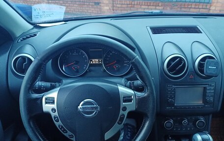 Nissan Qashqai+2 I, 2011 год, 980 000 рублей, 2 фотография
