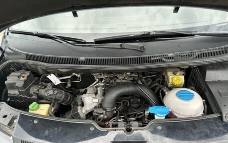 Volkswagen Multivan T5, 2011 год, 2 700 000 рублей, 22 фотография