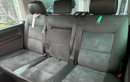 Volkswagen Multivan T5, 2011 год, 2 700 000 рублей, 30 фотография