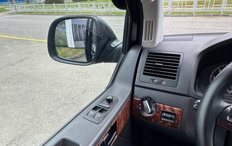 Volkswagen Multivan T5, 2011 год, 2 700 000 рублей, 36 фотография