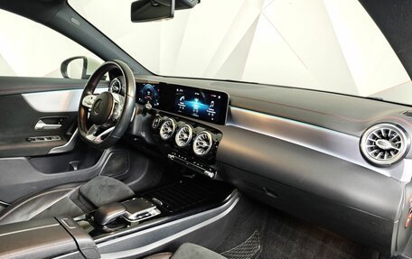 Mercedes-Benz CLA, 2019 год, 2 195 000 рублей, 13 фотография