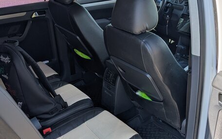Volkswagen Touran III, 2007 год, 700 000 рублей, 8 фотография