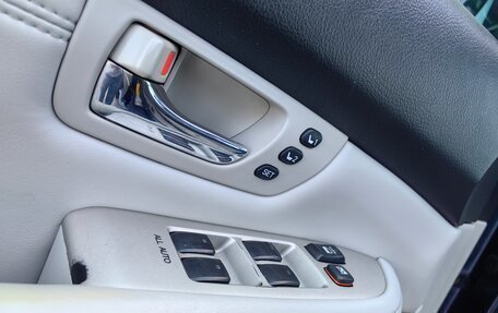 Lexus RX II рестайлинг, 2005 год, 1 377 000 рублей, 23 фотография