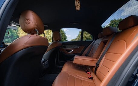 Mercedes-Benz C-Класс, 2019 год, 3 400 000 рублей, 25 фотография