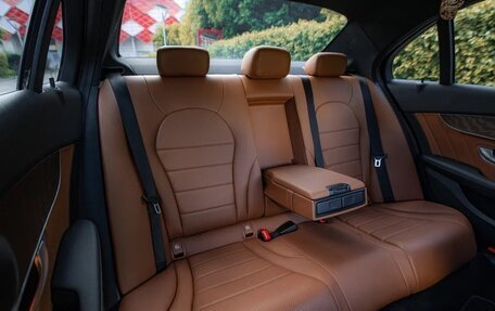 Mercedes-Benz C-Класс, 2019 год, 3 400 000 рублей, 26 фотография