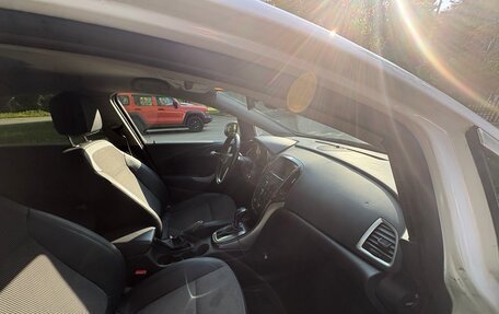 Opel Astra J, 2012 год, 630 000 рублей, 13 фотография