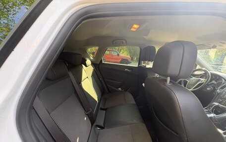 Opel Astra J, 2012 год, 630 000 рублей, 14 фотография