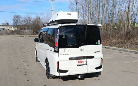 Honda Stepwgn IV, 2020 год, 2 300 000 рублей, 7 фотография