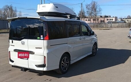 Honda Stepwgn IV, 2020 год, 2 300 000 рублей, 6 фотография