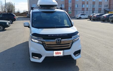 Honda Stepwgn IV, 2020 год, 2 300 000 рублей, 12 фотография