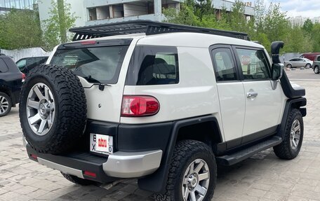 Toyota FJ Cruiser, 2022 год, 7 500 000 рублей, 5 фотография