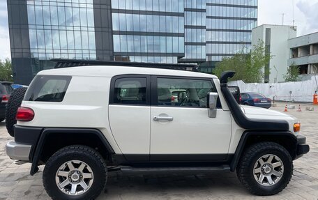 Toyota FJ Cruiser, 2022 год, 7 500 000 рублей, 4 фотография