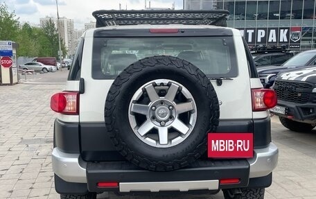 Toyota FJ Cruiser, 2022 год, 7 500 000 рублей, 6 фотография
