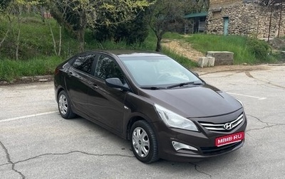 Hyundai Solaris II рестайлинг, 2015 год, 880 000 рублей, 1 фотография