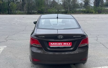 Hyundai Solaris II рестайлинг, 2015 год, 880 000 рублей, 6 фотография