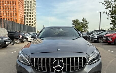 Mercedes-Benz C-Класс, 2018 год, 2 250 000 рублей, 2 фотография