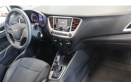 Hyundai Solaris II рестайлинг, 2019 год, 1 423 000 рублей, 5 фотография