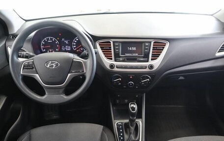 Hyundai Solaris II рестайлинг, 2019 год, 1 423 000 рублей, 11 фотография