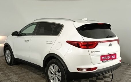 KIA Sportage IV рестайлинг, 2018 год, 2 380 000 рублей, 4 фотография