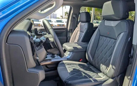 Chevrolet Silverado, 2025 год, 9 855 000 рублей, 16 фотография