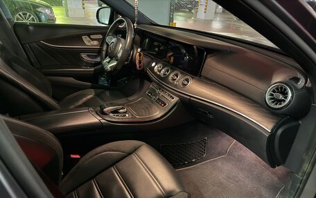 Mercedes-Benz E-Класс AMG, 2018 год, 4 150 000 рублей, 12 фотография