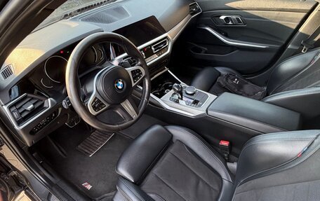 BMW 3 серия, 2019 год, 3 340 000 рублей, 15 фотография