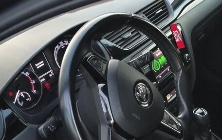 Skoda Rapid I, 2018 год, 1 250 000 рублей, 24 фотография