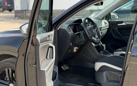 Volkswagen Tiguan II, 2022 год, 3 300 000 рублей, 11 фотография