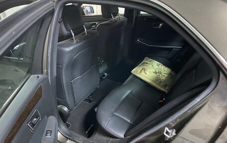 Mercedes-Benz E-Класс, 2012 год, 1 990 000 рублей, 6 фотография
