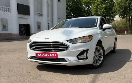 Ford Fusion (North America) II, 2020 год, 1 300 000 рублей, 2 фотография