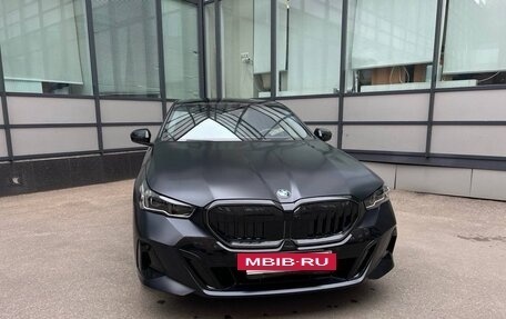 BMW 5 серия, 2025 год, 7 998 000 рублей, 7 фотография