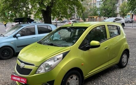 Chevrolet Spark III, 2011 год, 550 000 рублей, 2 фотография