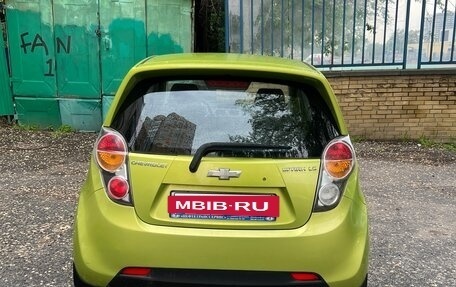 Chevrolet Spark III, 2011 год, 550 000 рублей, 4 фотография