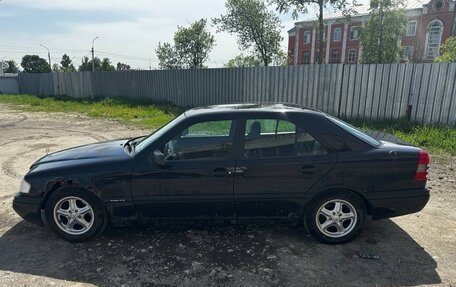 Mercedes-Benz C-Класс, 1997 год, 230 000 рублей, 3 фотография