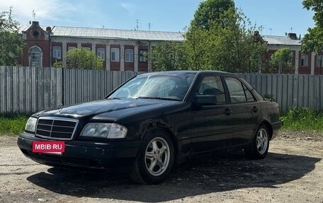 Mercedes-Benz C-Класс, 1997 год, 230 000 рублей, 2 фотография