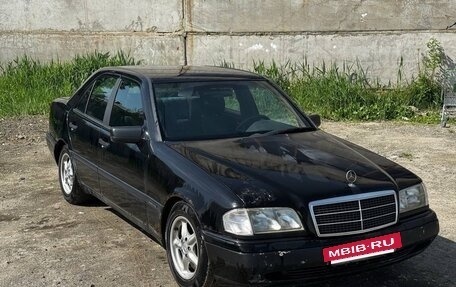 Mercedes-Benz C-Класс, 1997 год, 230 000 рублей, 8 фотография