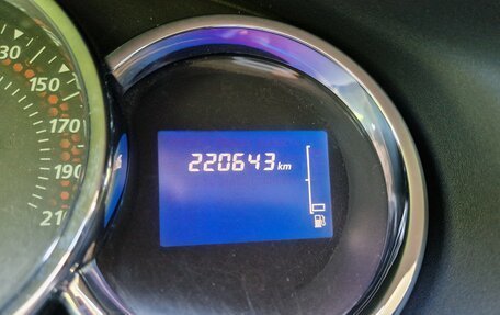 Renault Sandero II рестайлинг, 2016 год, 860 000 рублей, 8 фотография